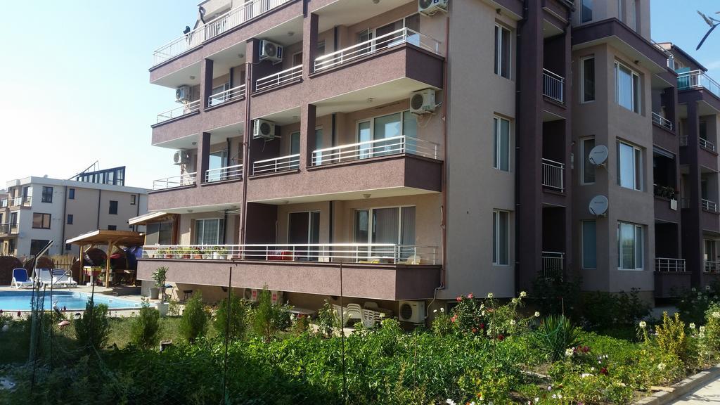 Anfid Apartments Burgas Exterior photo